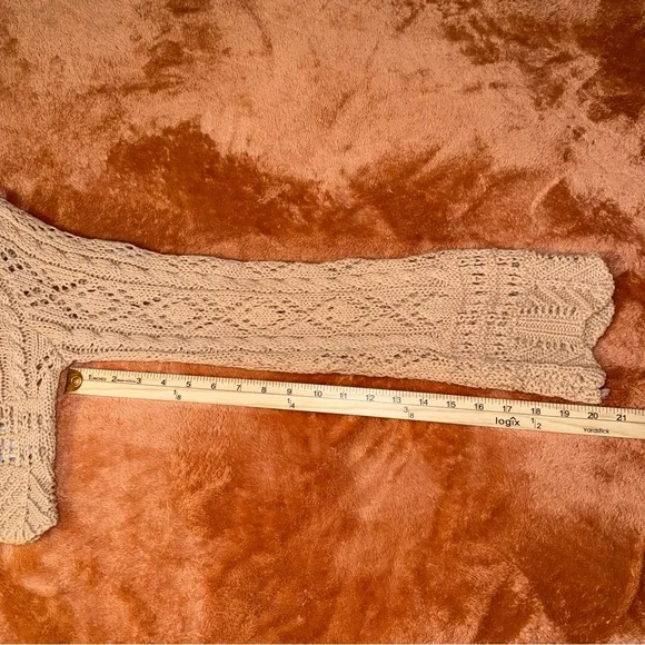 Audrey Parks - Francesca's - Beige Knit Cropped Sweater - Size Med - NWT - Picture 7 of 7